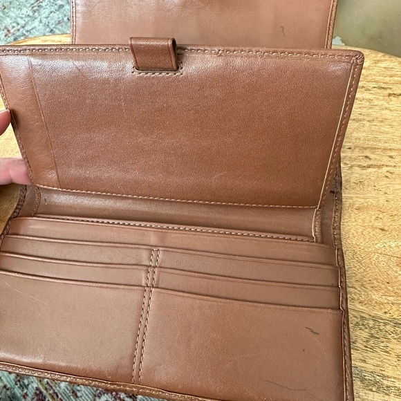 Coach Signature C Trifold Wallet - Picture 12 of 17